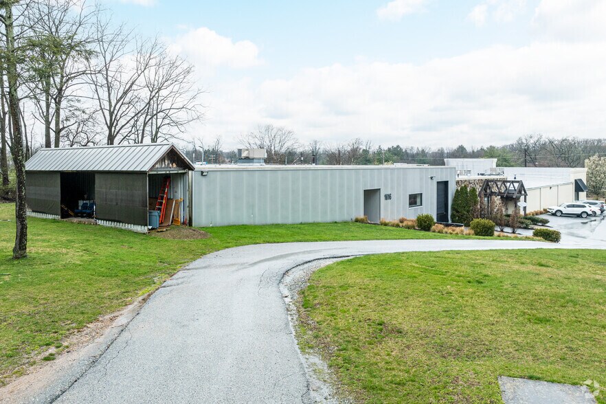1604-1616 E Lancaster Ave, Paoli, PA à vendre - Photo du bâtiment - Image 3 de 5