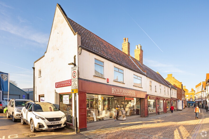 12-14 Balderton Gate, Newark for sale - Building Photo - Image 2 of 3