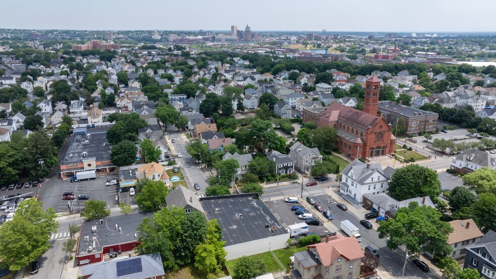 200 Academy Ave, Providence, RI for sale - Aerial - Image 3 of 24