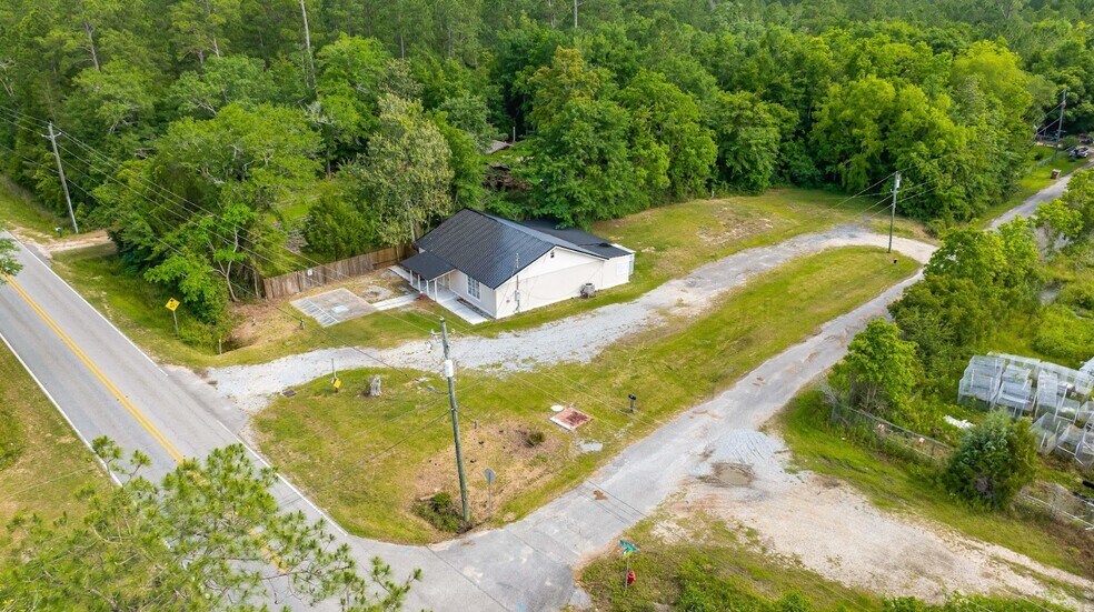 4848 Ward Basin Rd, Milton, FL à louer - Photo du bâtiment - Image 3 de 6