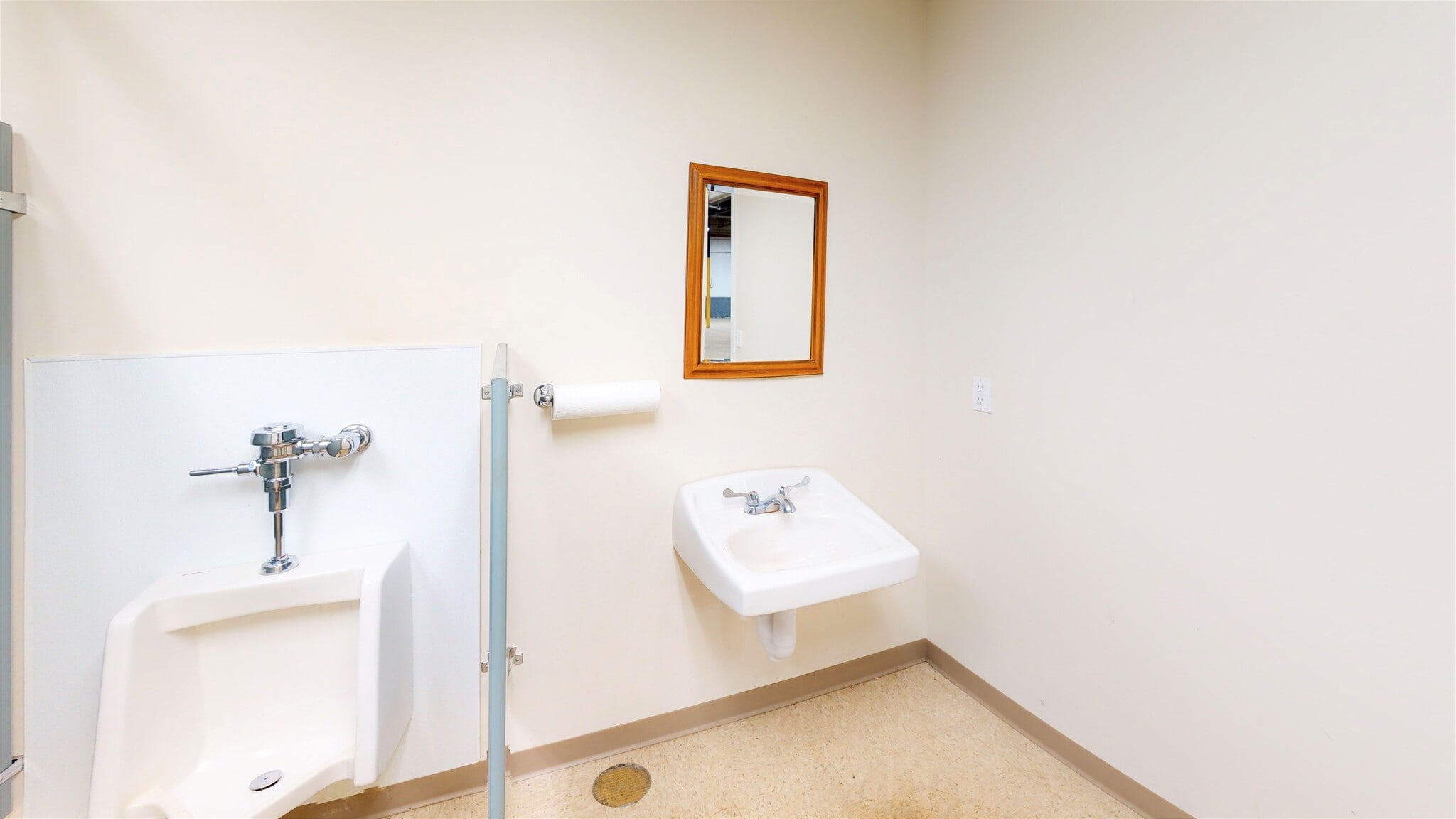 66-68 S Broad St, Westfield, MA à louer Photo intérieure- Image 1 de 14