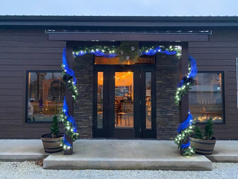 1015 Colfax St, Crescent City, IL à vendre - Photo du bâtiment - Image 3 de 21