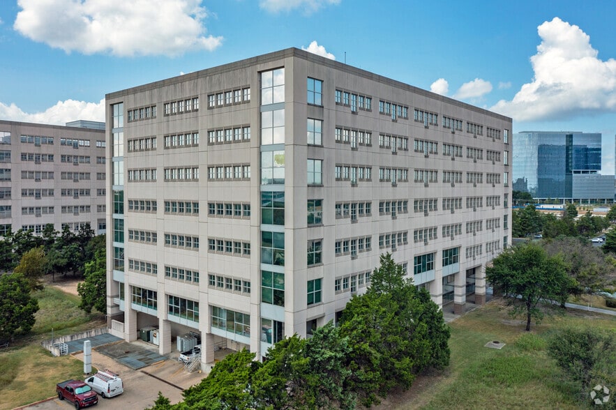 11501 Burnet Rd, Austin, TX for lease - Building Photo - Image 1 of 9