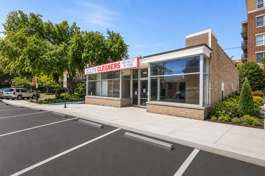 485 Forest Ave, Glen Ellyn, IL for lease - Building Photo - Image 2 of 16