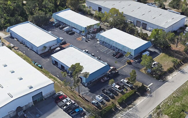 Plus de détails pour Hemingway Business Park – à vendre, Fort Myers, FL