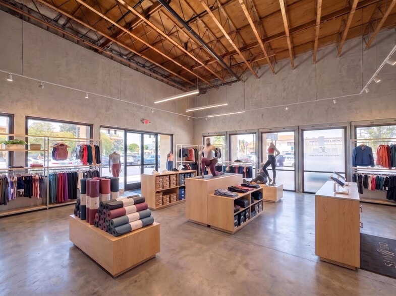 520 N Glendale Ave, Glendale, CA for lease - Building Photo - Image 2 of 6