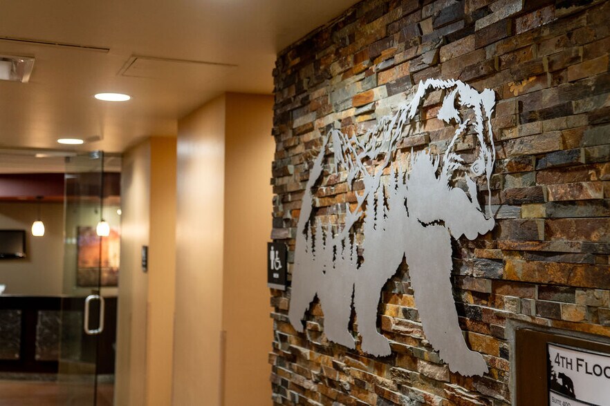 5353 W Dartmouth Ave, Denver, CO à louer - Photo intérieure - Image 3 de 34