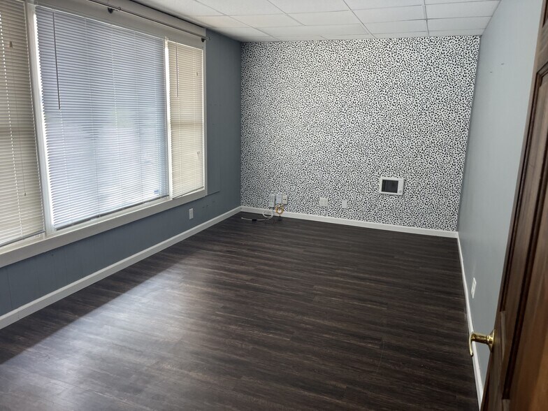 1984 Indianapolis Rd, Crawfordsville, IN à louer - Photo intérieure - Image 2 de 7