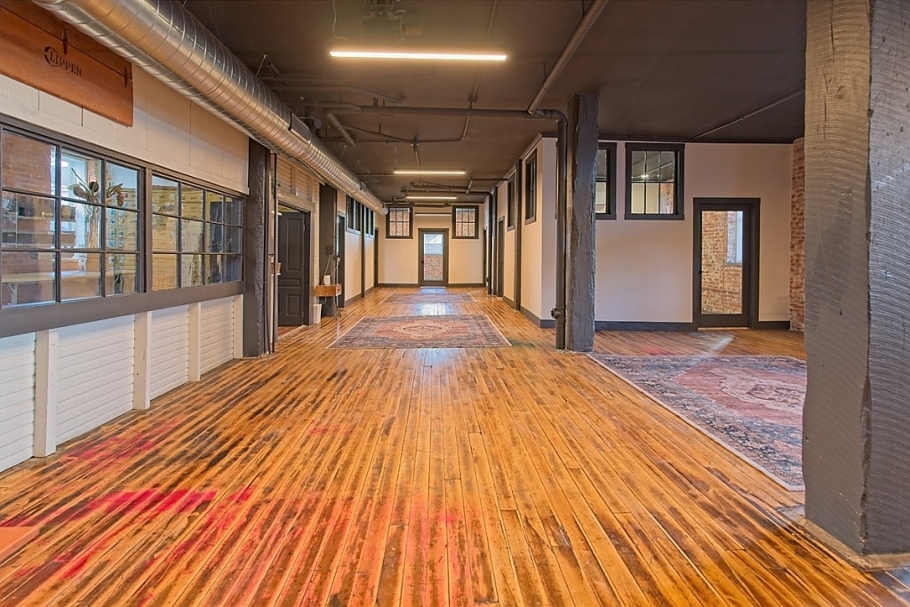 101 W Broadway St, Tipp City, OH for lease Primary Photo- Image 1 of 6