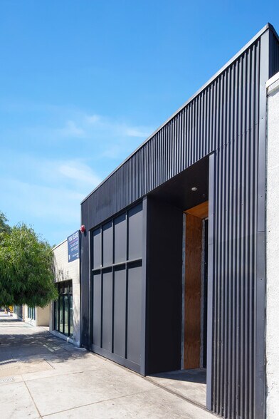 1485 W Sunset Blvd, Los Angeles, CA à louer - Photo du bâtiment - Image 3 de 8