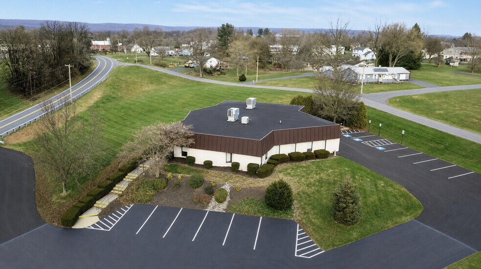 310 N King St, Jonestown, PA for sale - Building Photo - Image 3 of 4
