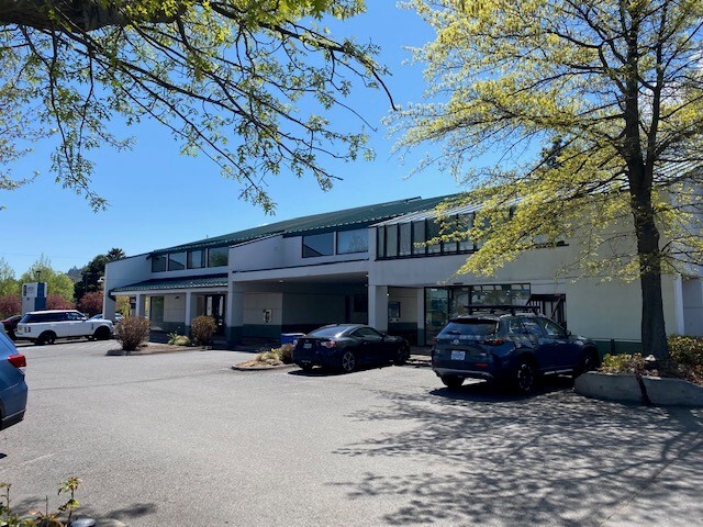 1701 NE 3rd St, Bend, OR for lease - Building Photo - Image 3 of 6