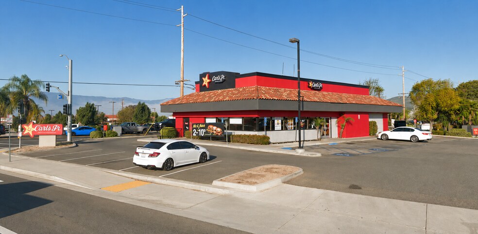 DRIVE-THRU RESTAURANT PORTFOLIO portefeuille de 11 propriétés à vendre sur LoopNet.ca - Photo du bâtiment - Image 3 de 19