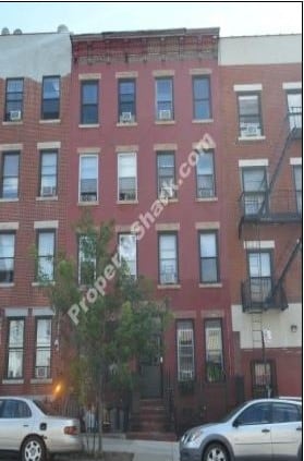 308 Prospect Ave, Brooklyn, NY à vendre - Photo du bâtiment - Image 2 de 2