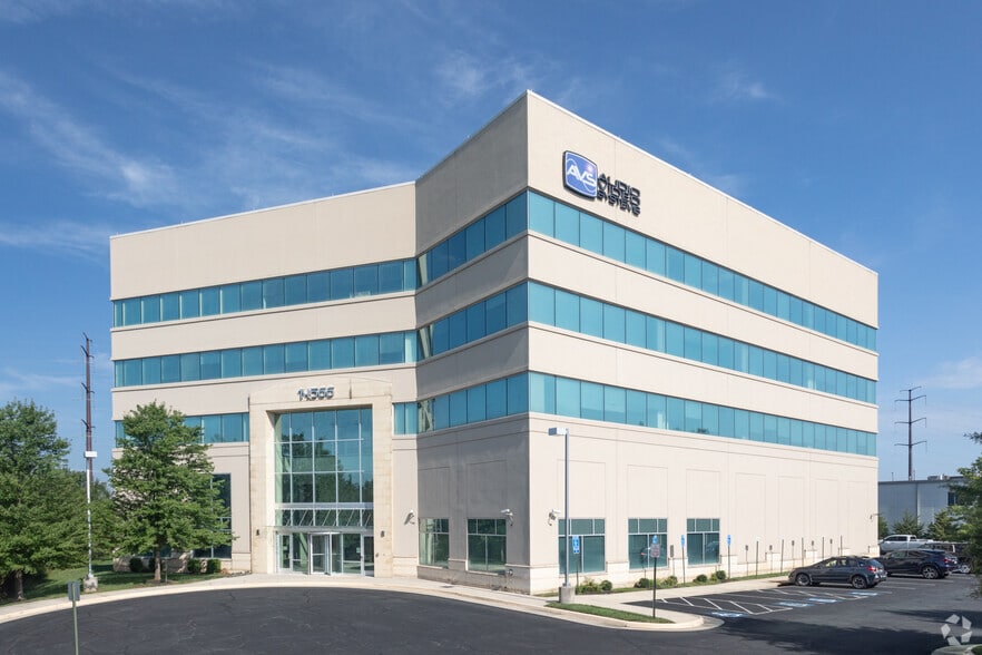 14566 Lee Rd, Chantilly, VA for lease - Building Photo - Image 1 of 4