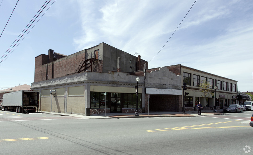 801 Washington St, Stoughton, MA for sale - Primary Photo - Image 1 of 9