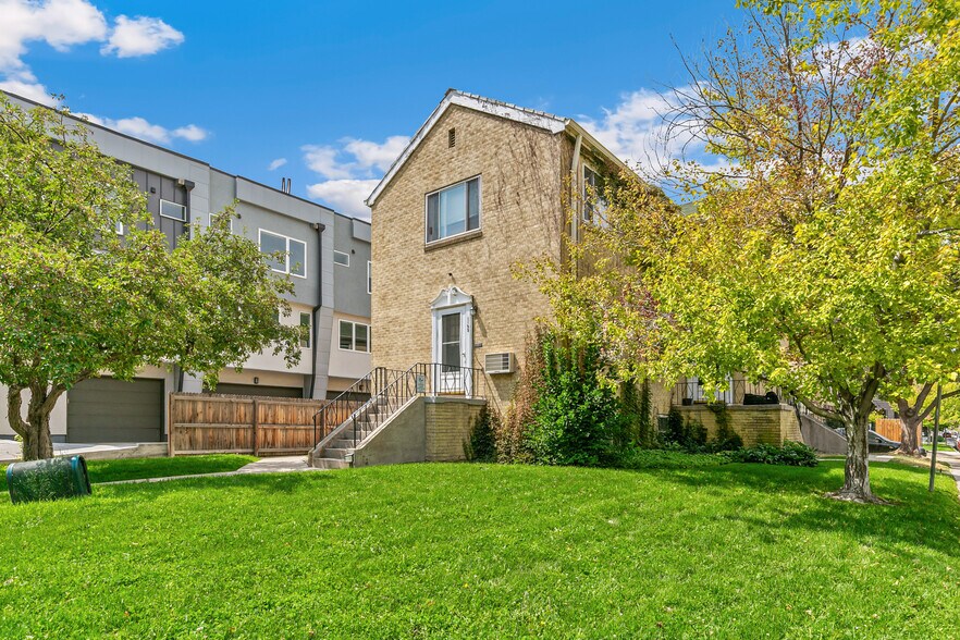 1195 Birch St, Denver, CO à vendre - Photo du bâtiment - Image 2 de 42