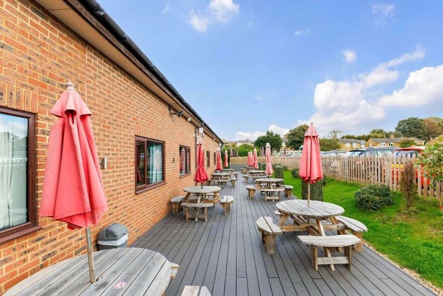 6 Park Av, Maidstone for lease - Primary Photo - Image 2 of 4