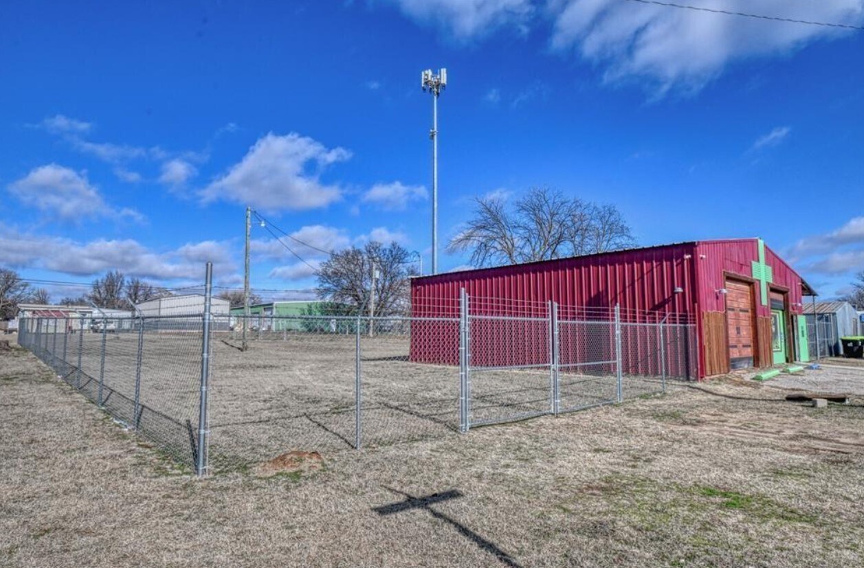 529 Eel River St, Purcell, OK à vendre Photo principale- Image 1 de 12