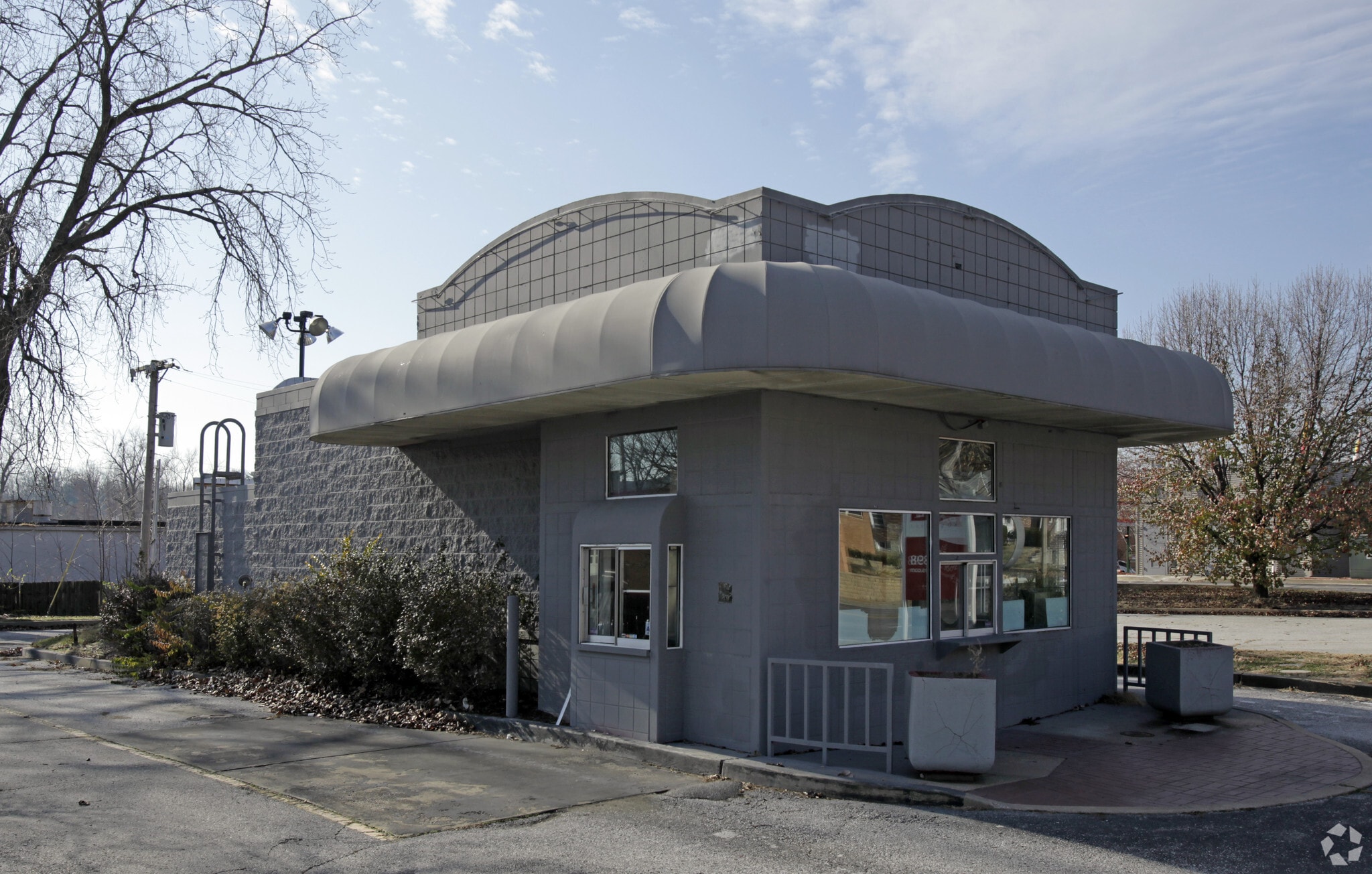 8106 Manchester Rd, Saint Louis, MO for sale Primary Photo- Image 1 of 3