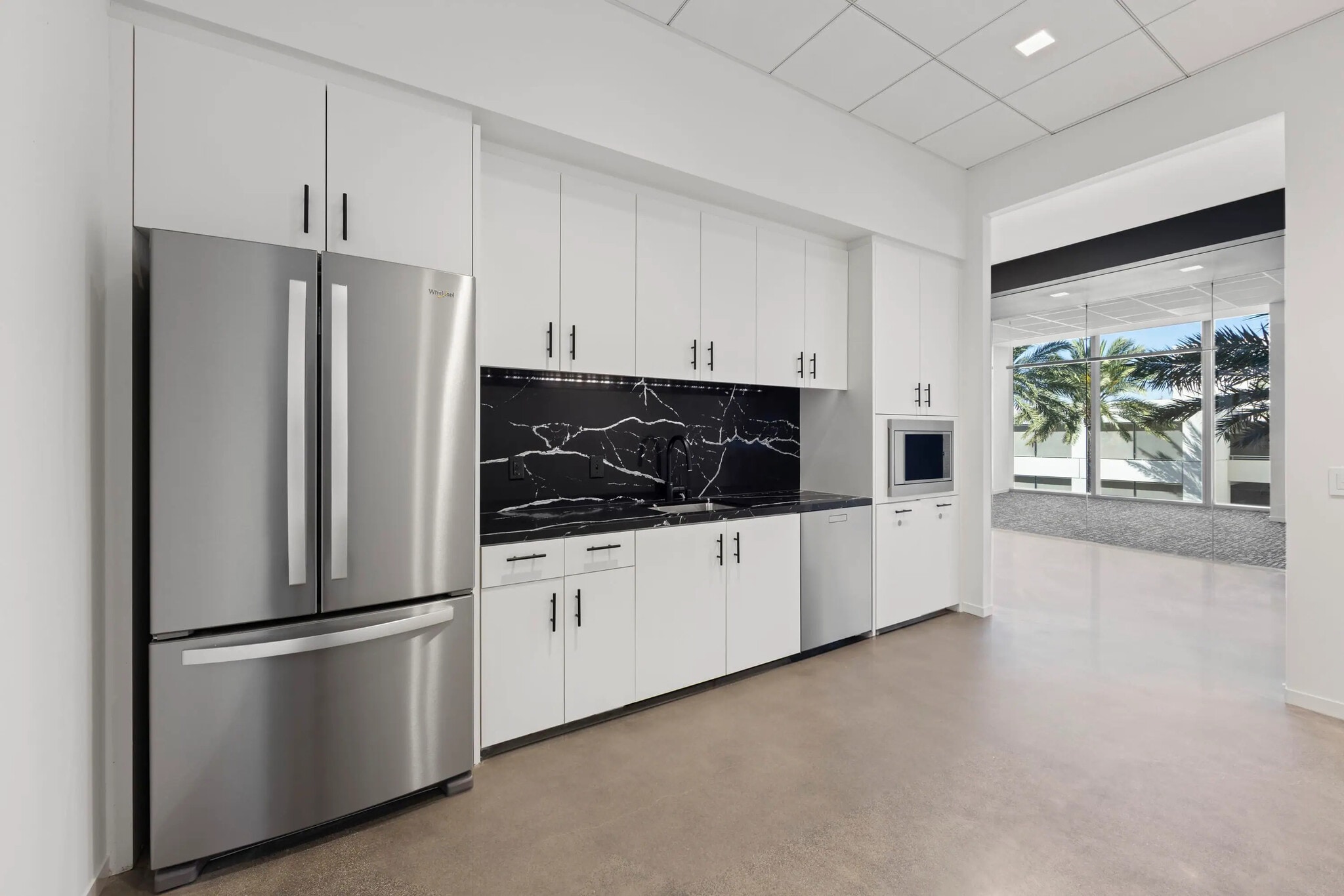 400 Spectrum Center Dr, Irvine, CA for lease Interior Photo- Image 1 of 5