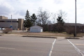 More details for 1328 Royalton St, Waupaca, WI - Land for Sale