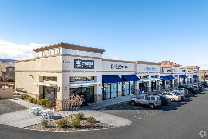 6255 S Durango Dr, Las Vegas, NV à louer - Photo principale - Image 1 de 4