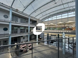 Plus de détails pour 8 Rue Du Clos Sainte Catherine, Bry-sur-Marne - Bureau à louer