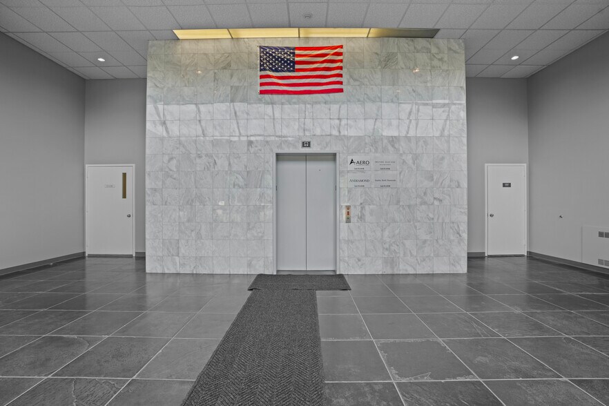 130 Business Park Dr, Armonk, NY à louer - Hall d’entrée - Image 3 de 4