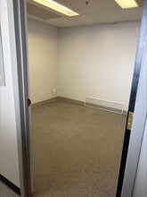901 1 St Av N, Saskatoon, SK for lease Interior Photo- Image 1 of 4