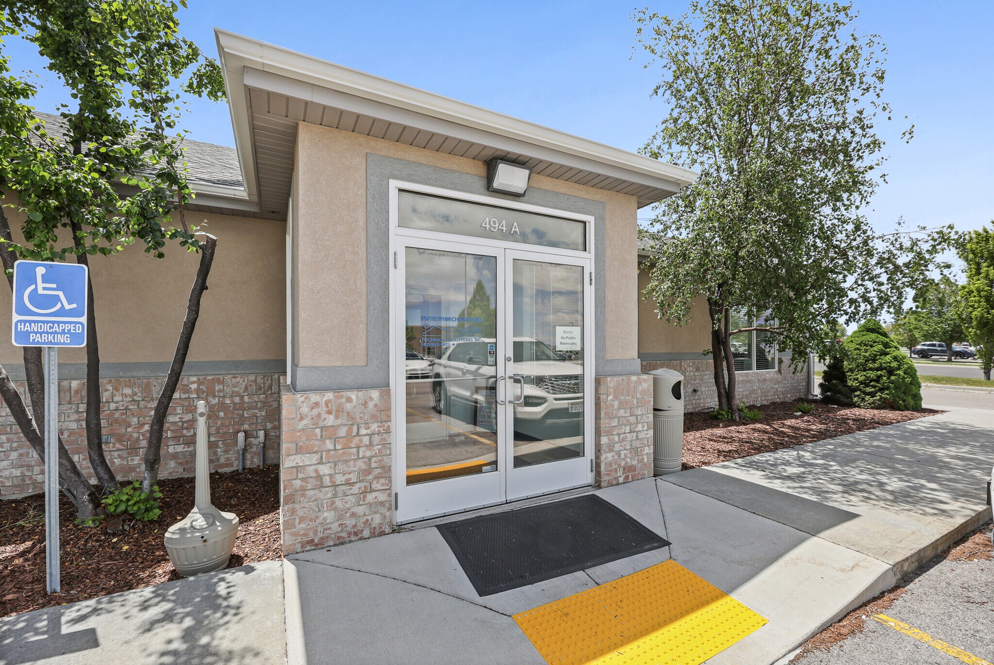 494 E 2400 N, Tooele, UT à louer Photo du bâtiment- Image 1 de 29