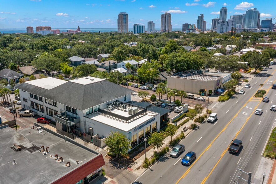 327 11th Ave N, Saint Petersburg, FL à vendre - Aérien - Image 2 de 24