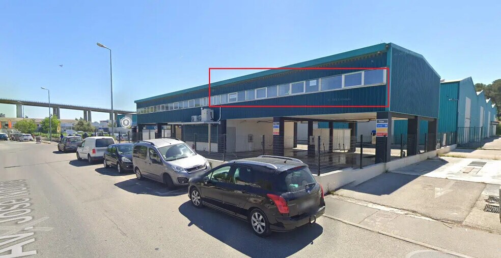 Bureau dans Martigues à louer - Photo du bâtiment - Image 2 de 5