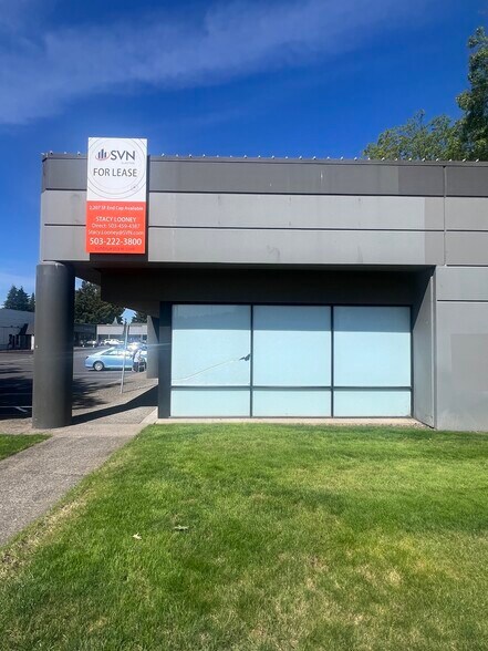 11211 SE 82nd Ave, Portland, OR à louer - Photo du bâtiment - Image 2 de 13