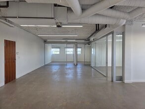 8455 Beverly Blvd, Los Angeles, CA for lease Interior Photo- Image 1 of 6