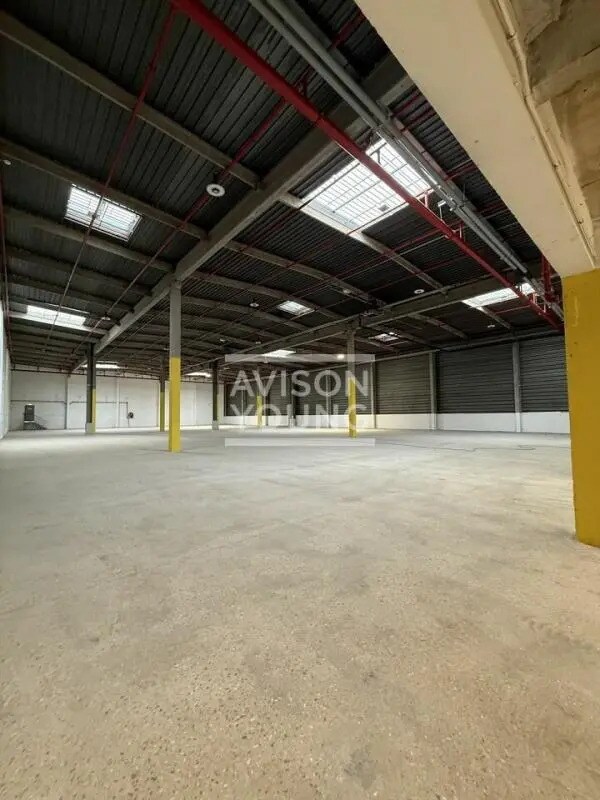 Flex in Rosny-sous-Bois for lease Building Photo- Image 1 of 9