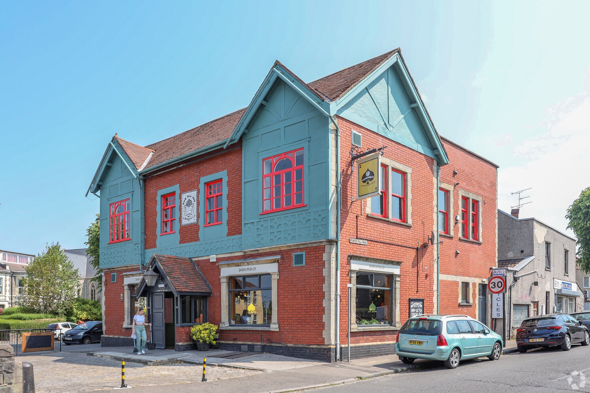 1 Staple Hill Rd, Bristol à vendre Photo du bâtiment- Image 1 de 4