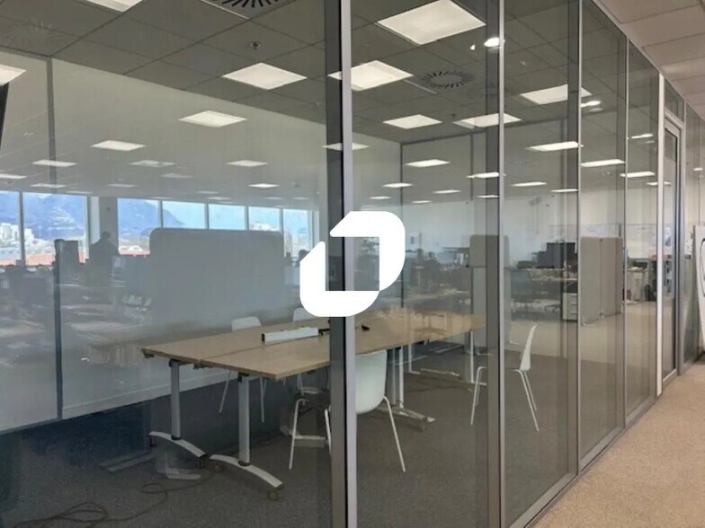 5 Avenue Raymond Chanas, Eybens à louer - Photo intérieure - Image 2 de 7