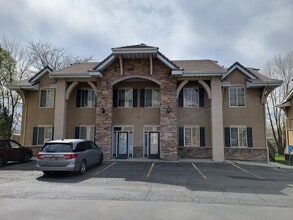 47 W 9000 S, Sandy, UT for lease Interior Photo- Image 1 of 1