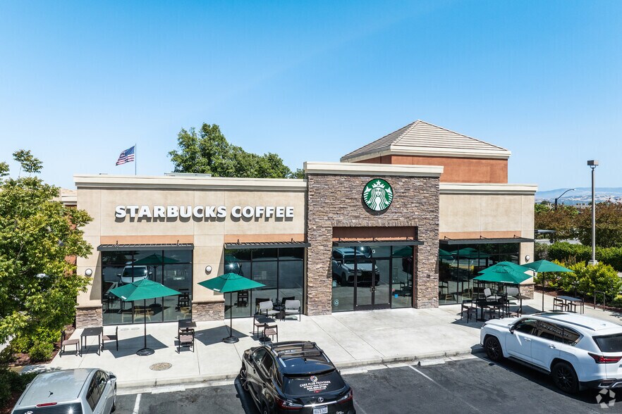 21001 San Ramon Valley Blvd, San Ramon, CA à vendre - Photo du bâtiment - Image 2 de 4