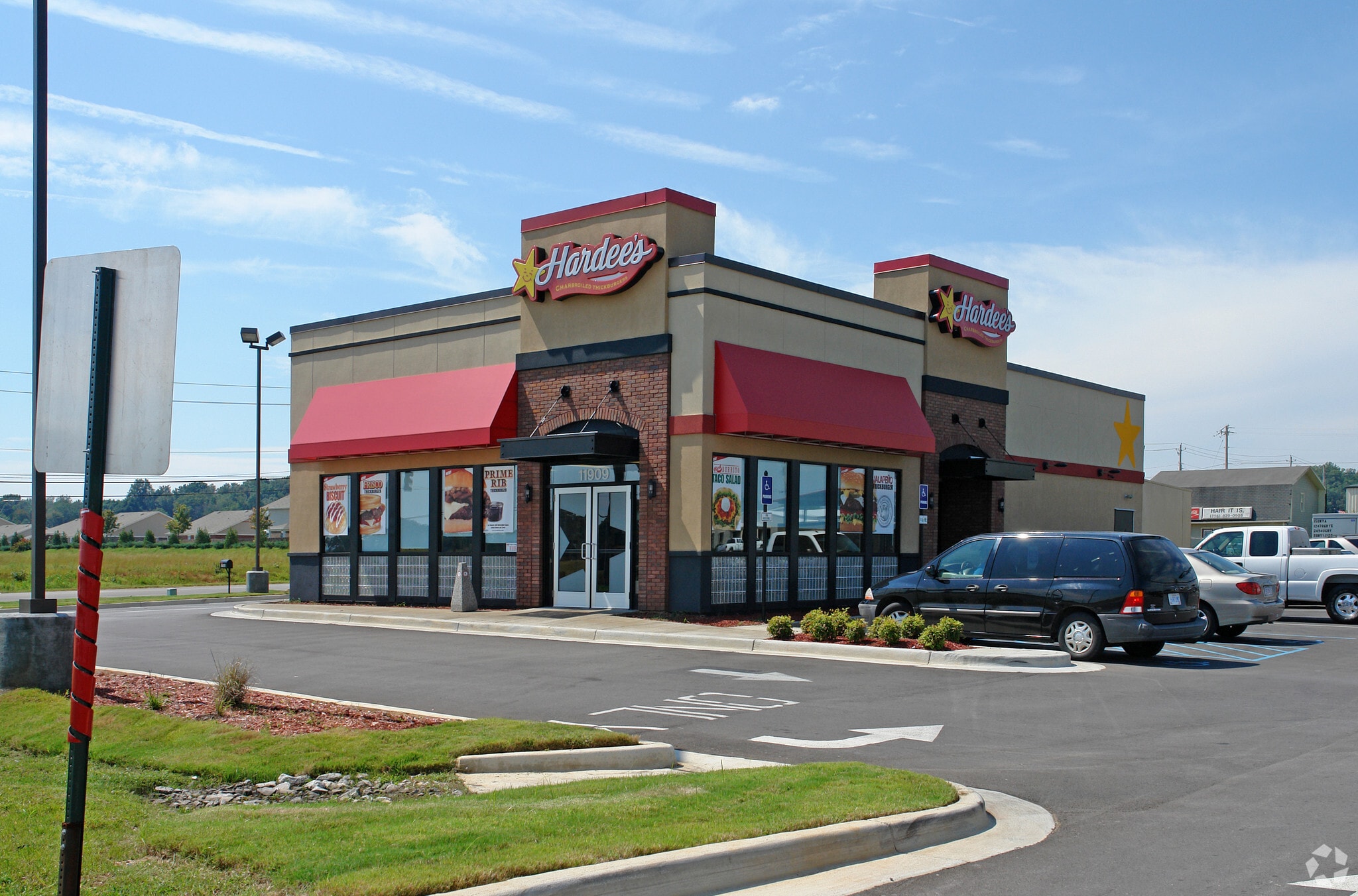 11909 US Highway 231/431, Meridianville, AL for lease Primary Photo- Image 1 of 11