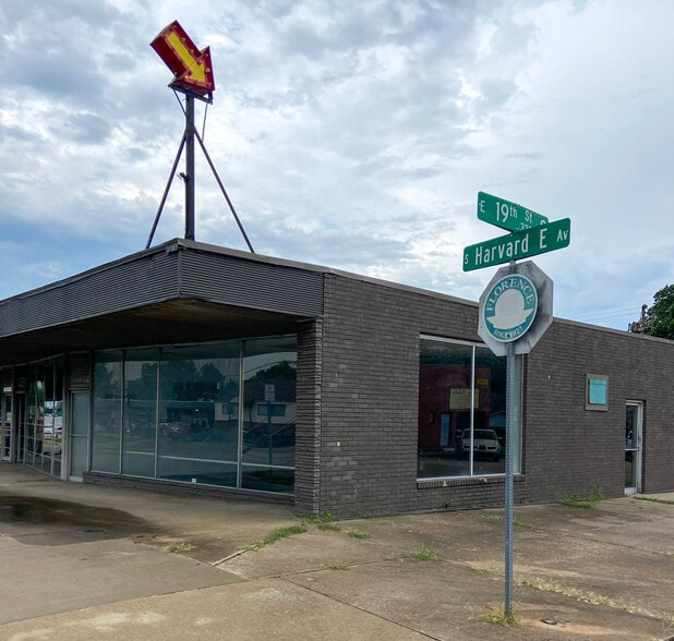 1902-1912 S Harvard Ave, Tulsa, OK for lease - Building Photo - Image 2 of 3