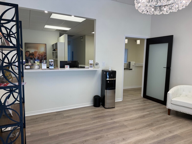 2701-2703 Rew Cir, Ocoee, FL for lease - Building Photo - Image 3 of 19