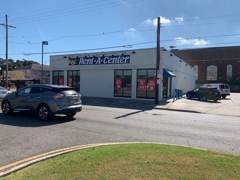 1320 N Broad St, New Orleans, LA for lease - Building Photo - Image 2 of 3