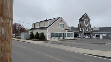 621-631 Main St, Hyannis, MA à louer Photo intérieure- Image 2 de 25