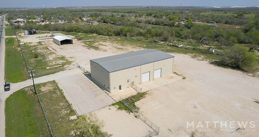 17934 Hwy 16, San Antonio, TX à vendre - Photo du b timent - Image 1 de 1