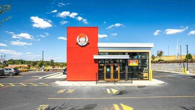 More details for 102 Crossing Way, Staunton, VA - Retail for Sale