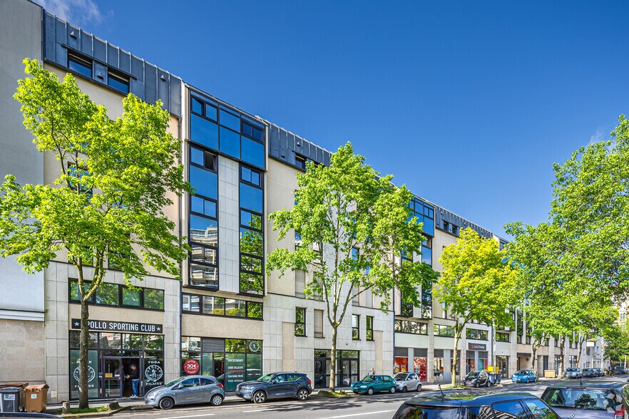 33 Boulevard Georges Clémenceau, Courbevoie à vendre - Photo du bâtiment - Image 2 de 2