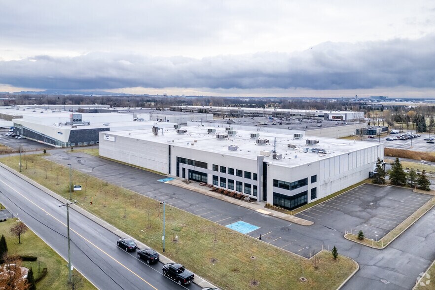 123 Av Avro, Dorval, QC à louer - Aérien - Image 2 de 8
