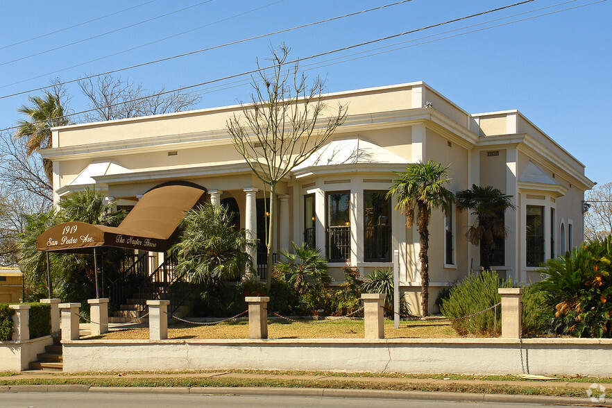 1919 San Pedro Ave, San Antonio, TX à louer - Photo principale - Image 1 de 9